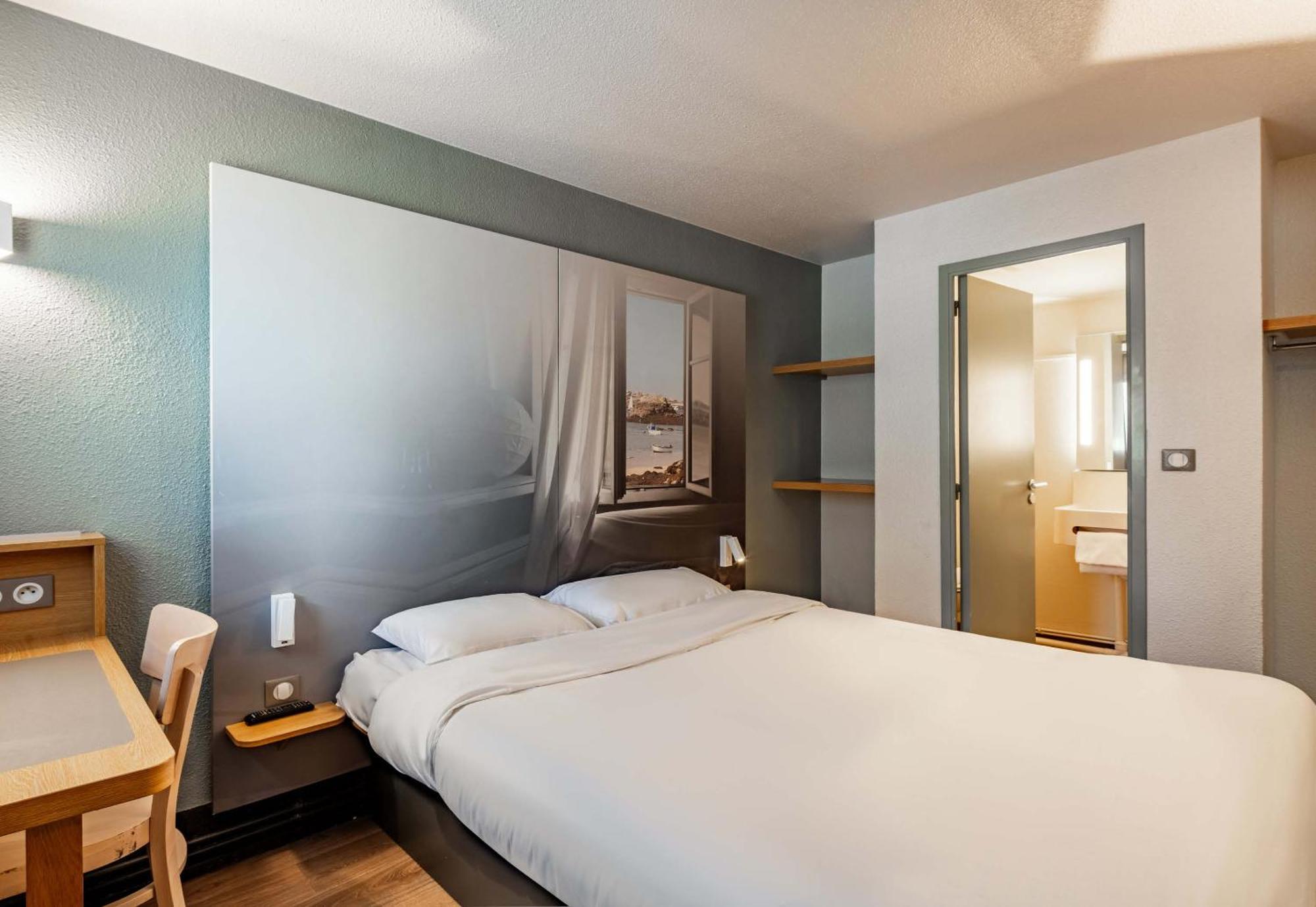 B&B Hotel Morlaix Saint-Martin-des-Champs  Exteriör bild
