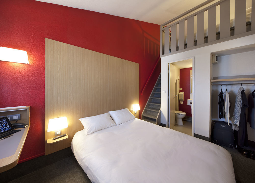 B&B Hotel Morlaix Saint-Martin-des-Champs  Exteriör bild