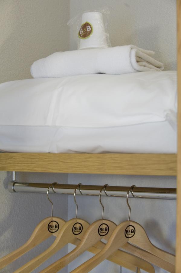 B&B Hotel Morlaix Saint-Martin-des-Champs  Exteriör bild