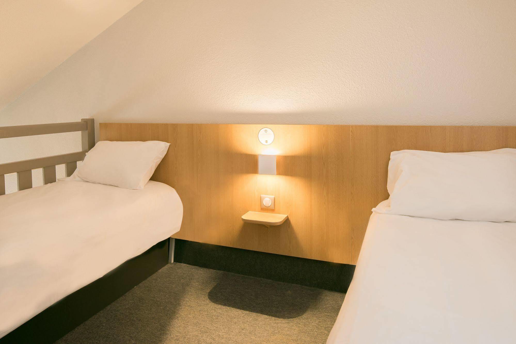 B&B Hotel Morlaix Saint-Martin-des-Champs  Exteriör bild