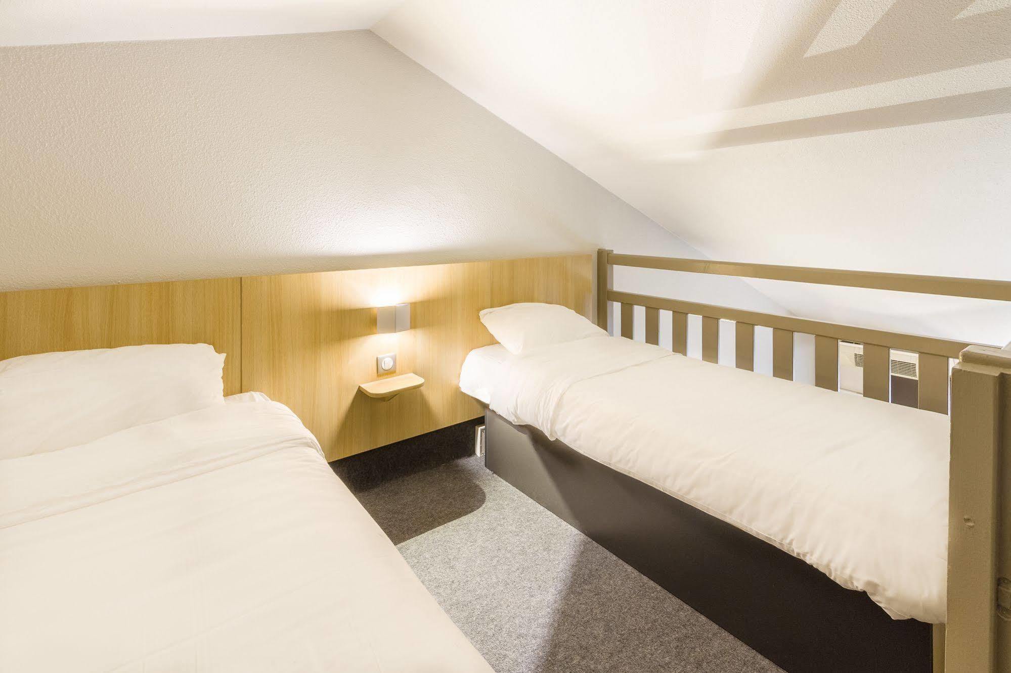 B&B Hotel Morlaix Saint-Martin-des-Champs  Exteriör bild